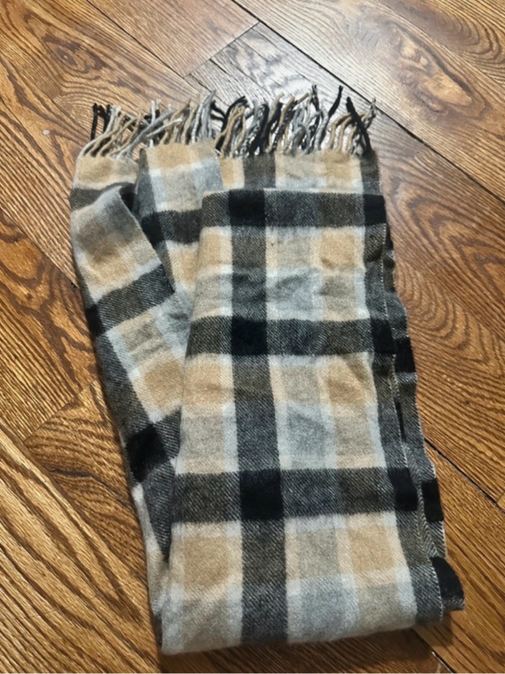 Men's Plaid Fringe Scarf in Beige, Black and Gray